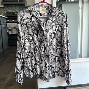 Chaser lightweight XS jacket in snake print